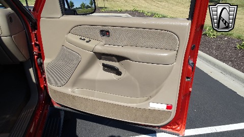 2001 GMC Sierra image 105