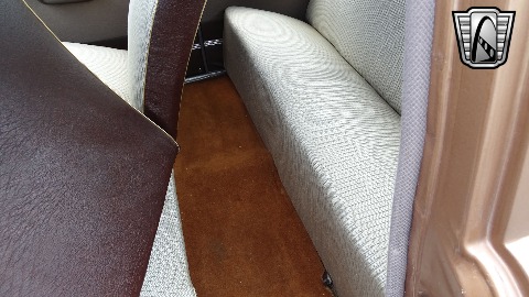 1950 Ford Club Coupe image 135