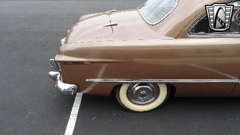 1950 Ford Club Coupe image 32