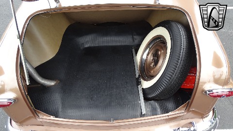 1950 Ford Club Coupe image 58