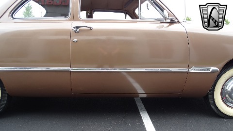 1950 Ford Club Coupe image 34