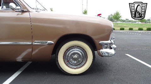 1950 Ford Club Coupe image 35