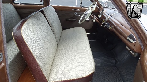 1950 Ford Club Coupe image 114