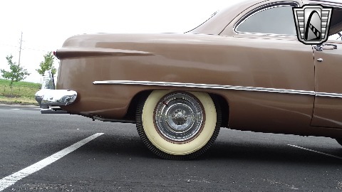 1950 Ford Club Coupe image 38