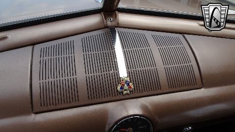 1950 Ford Club Coupe image 145