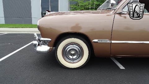 1950 Ford Club Coupe image 42