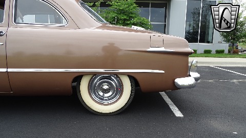 1950 Ford Club Coupe image 44