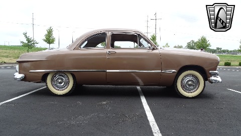 1950 Ford Club Coupe image 20