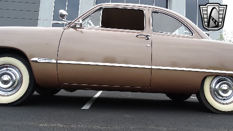 1950 Ford Club Coupe image 46