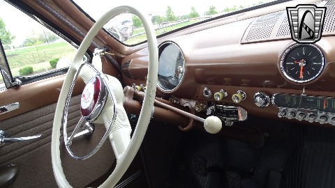 1950 Ford Club Coupe image 124