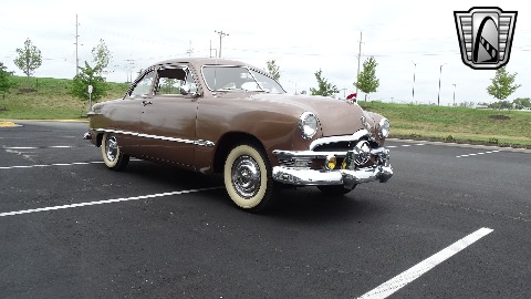 1950 Ford Club Coupe image 21