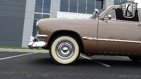 1950 Ford Club Coupe image 47