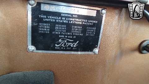 1950 Ford Club Coupe image 73