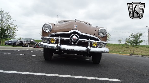 1950 Ford Club Coupe image 22