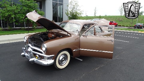 1950 Ford Club Coupe image 49