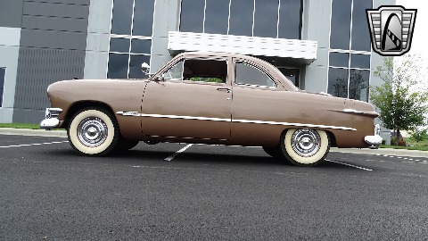 1950 Ford Club Coupe image 24