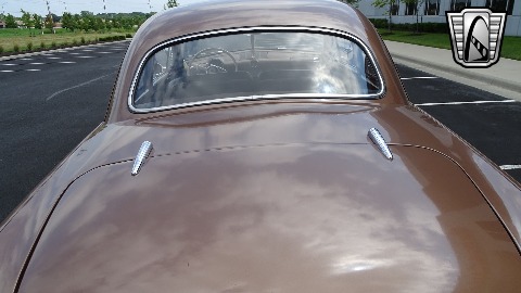 1950 Ford Club Coupe image 104