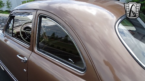 1950 Ford Club Coupe image 106