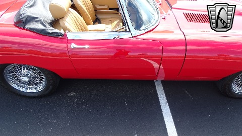 1970 Jaguar XKE image 31