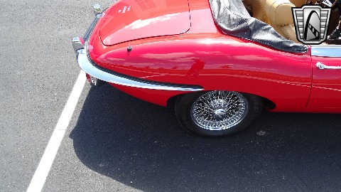 1970 Jaguar XKE image 32