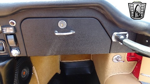 1970 Jaguar XKE image 115