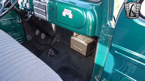 1949 Ford F1 image 112