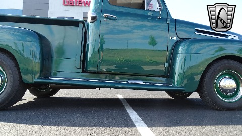 1949 Ford F1 image 37