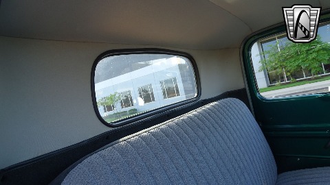 1949 Ford F1 image 120