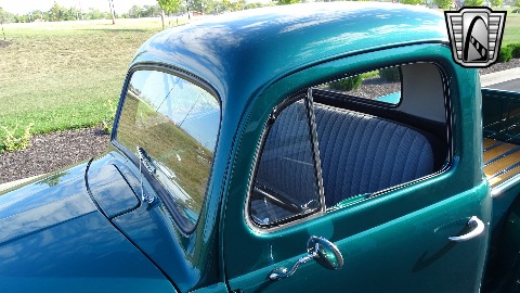 1949 Ford F1 image 102