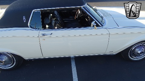 1969 Lincoln Continental image 31