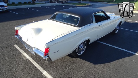 1969 Lincoln Continental image 11