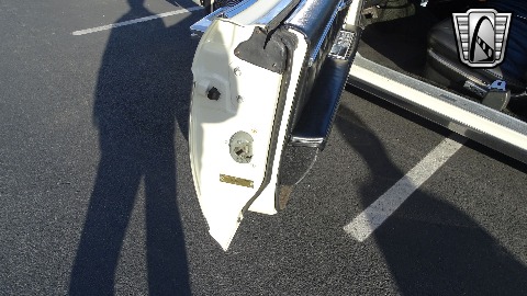 1969 Lincoln Continental image 116