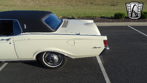 1969 Lincoln Continental image 39