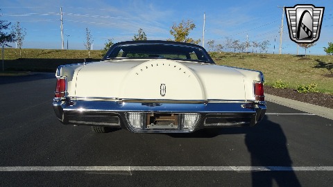 1969 Lincoln Continental image 18