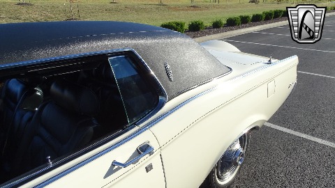 1969 Lincoln Continental image 96