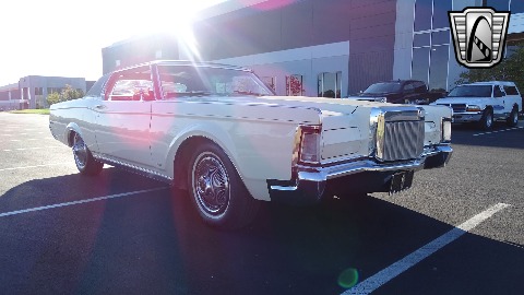 1969 Lincoln Continental image 21