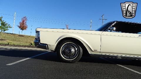 1969 Lincoln Continental image 47