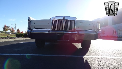 1969 Lincoln Continental image 22