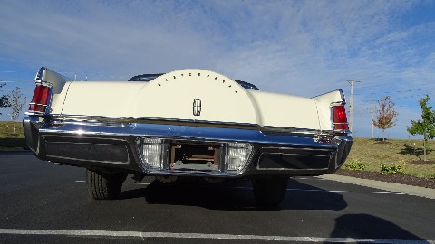 1969 Lincoln Continental image 104