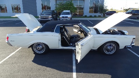 1969 Lincoln Continental image 54