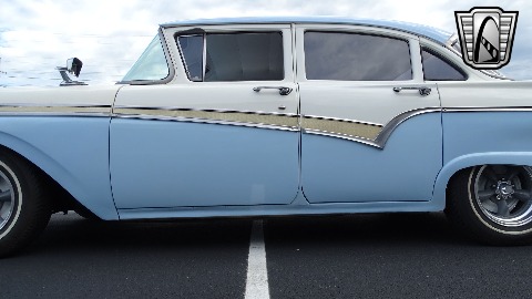 1957 Ford Custom image 105