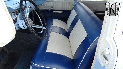 1957 Ford Custom image 31