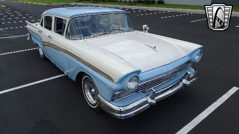 1957 Ford Custom image 9