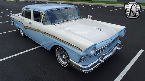 1957 Ford Custom image 63