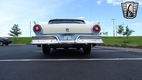 1957 Ford Custom image 139