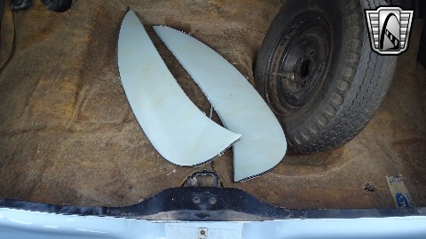 1957 Ford Custom image 41