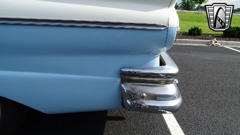 1957 Ford Custom image 118