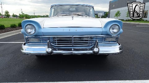 1957 Ford Custom image 69