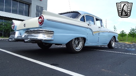 1957 Ford Custom image 144