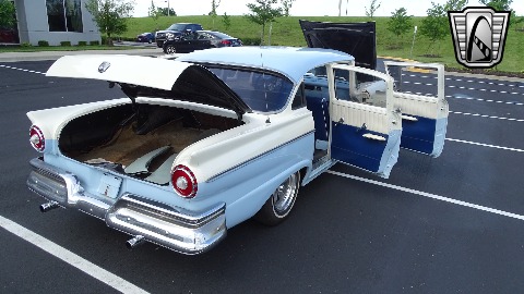 1957 Ford Custom image 145